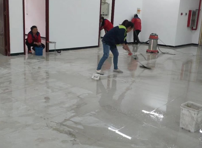 白塔区保洁公司 (2)